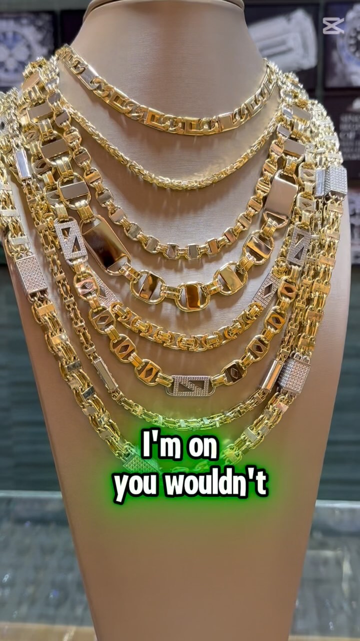 🤑 Can’t get enough of Solitaire chains
Dm, call or visit us for info
#antwerpenshopping #solitaireantwerp #plattemagnum #vierkantemagnum #koningsketting