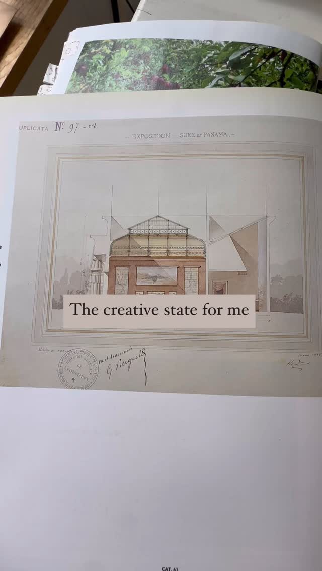 For me, making images means first of all looking at a lot of them, having an attentive and selective eye to feed one’s repertoire of forms. 👀
In doing my iconographic research, I try to feel internally if this or that element is related to what I am trying to express. 💆🏻♀️
The creative state for me begins with a phase of play, of collecting mental images. 🤹🏻♀️
How do you think you can nourish your creative universe?🙂
Please like and share if this speaks to you.🙏#inspiration #creativity #creativelife #creativeprocess #artcontemporain #frenchpainter #artistsoninstagram #artwork #iconography #paintingart #emergingartist #creativeminds #behindscenes #nadegemarneffeart