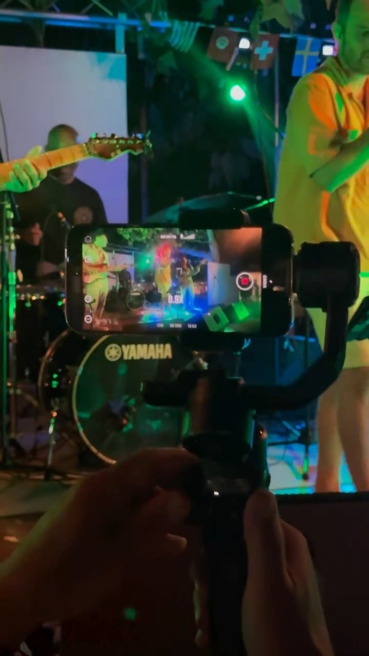 Snippets from our Aphrodite hills Resort performance.
#goodvibes #livemusic #reggae #funk #musicislife
#mr.wilson #guitar #bass #drums #keyboards #resort #island
#islandlife #beach #cyprus #band