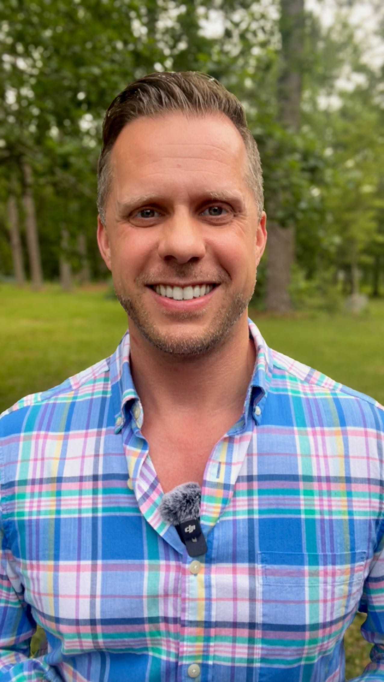 It’s Spring and the real estate market in Charleston is very active. But even in a seller’s market, strategic pricing is still key to your overall success.
Overpricing can cool down interest and prolong your sale, possibly costing you more in the long run. Why? Home buyers are unwilling to overpay for something—especially now—with high selling prices and higher interest rates. Set the price right up front, and you might just ignite a bidding war, which could lead to better terms and even a higher sale price. 🔥📈
Curious to know the perfect price for your home? Let’s connect. Comment “Home Value” below or DM me for a consultation—no pressure or obligation. Just a talk.
#RealEstateTips #SpringSellingSeason #HomePricing #SellSmart #MarketValue #BiddingWarReady