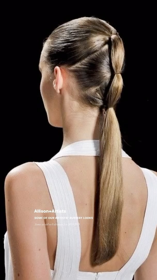 Reminiscing on some of the hairstyles done by some of our incredible hairstylists for Fashion Week runways 🫶
The braids from the @maisonvalentino show f/w 14-15 are our favorites! Which braid would you try on?
#fashionweekparis #bubblebraid #twistedbraids #parishairstylist #pfw #hairinspiration #milanfashionweek