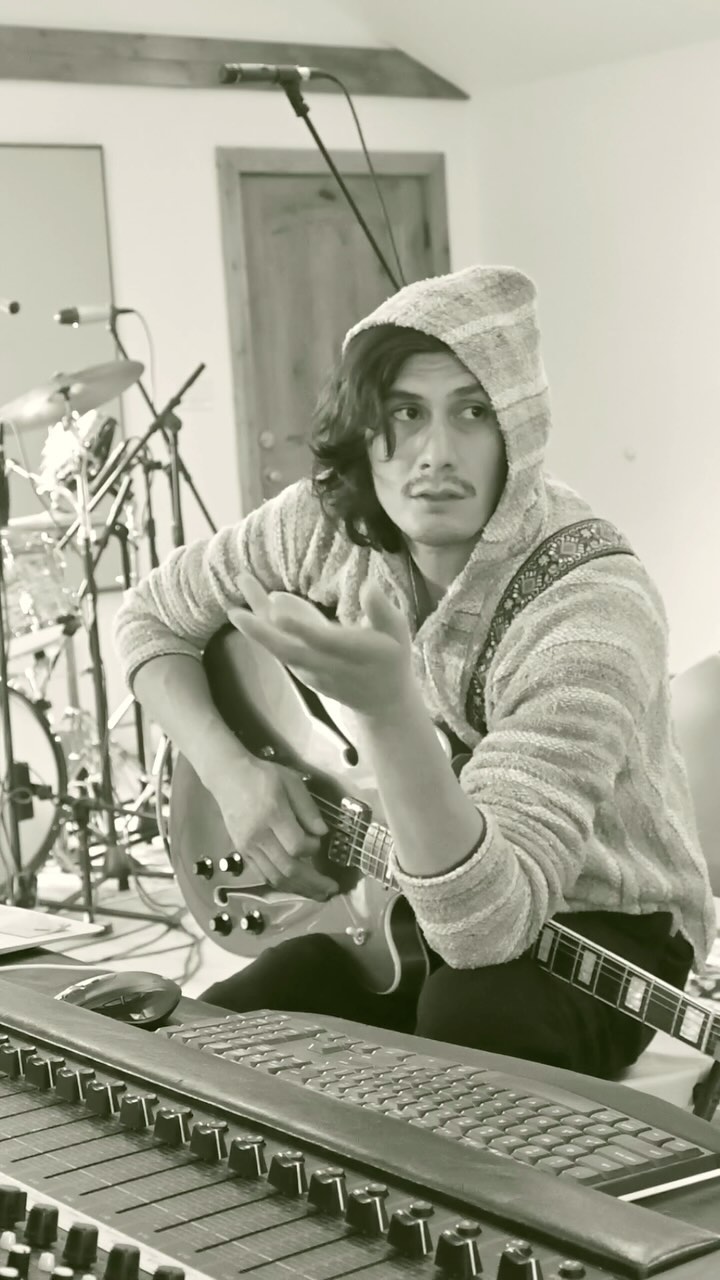 Cooking tunes in the kitchen
•
•
•
•
#video #fyp #instagood #love #vintage #vintagestyle #vintagefashion #amor #musica #texas #tejas #tx #austin #atx #austintexas #vibes #goodvibes #vibe #style #austinmusicscene #austinmusic #texasforever #texasstyle #austinmusiclive #atxmusic #austinartist #texasartist