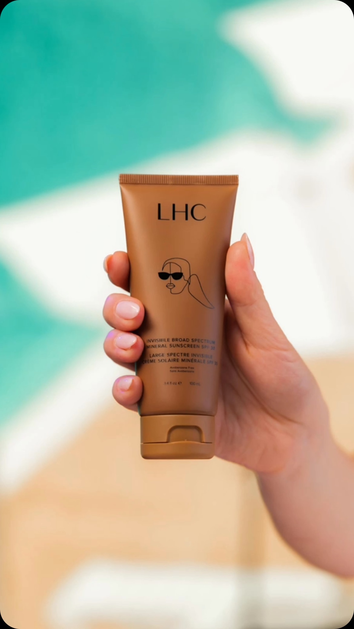 Don’t let your extensions turn color from your sunscreen this summer …
If you didn’t know or if you need to be reminded - Avobenzone WILL turn your beautiful extensions into a hard salmon color and it’s damn near IMPOSSIBLE to take out!!
I have provided you the perfect mineral sunscreen for the summer that has NO PROBLEM protecting your skin from the rays but also keeping your extensions from turning.
- Avobenzone & Octocrylene free
- Safe for hair extensions
- Argan Oil
- Shea butter
- Squalane (anti-inflammatory benefits)
- Applies white dries clear
- Fragrance free
- Dermatologist tested, safe for sensitive skin
- Weightless non-greasy formula
- Reef Safe