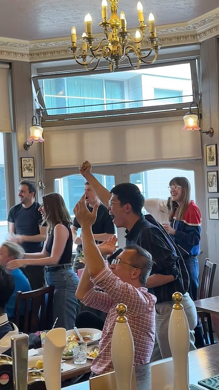 Are you ready? ⚽️
EUROS FINAL
England vs Netherlands
SUNDAY 14 JULY 8pm 📺
We are now fully booked and so excited! #itscominghome
#euros #football #pub #royaloakborough #londonpubs #thingstodoinlondon