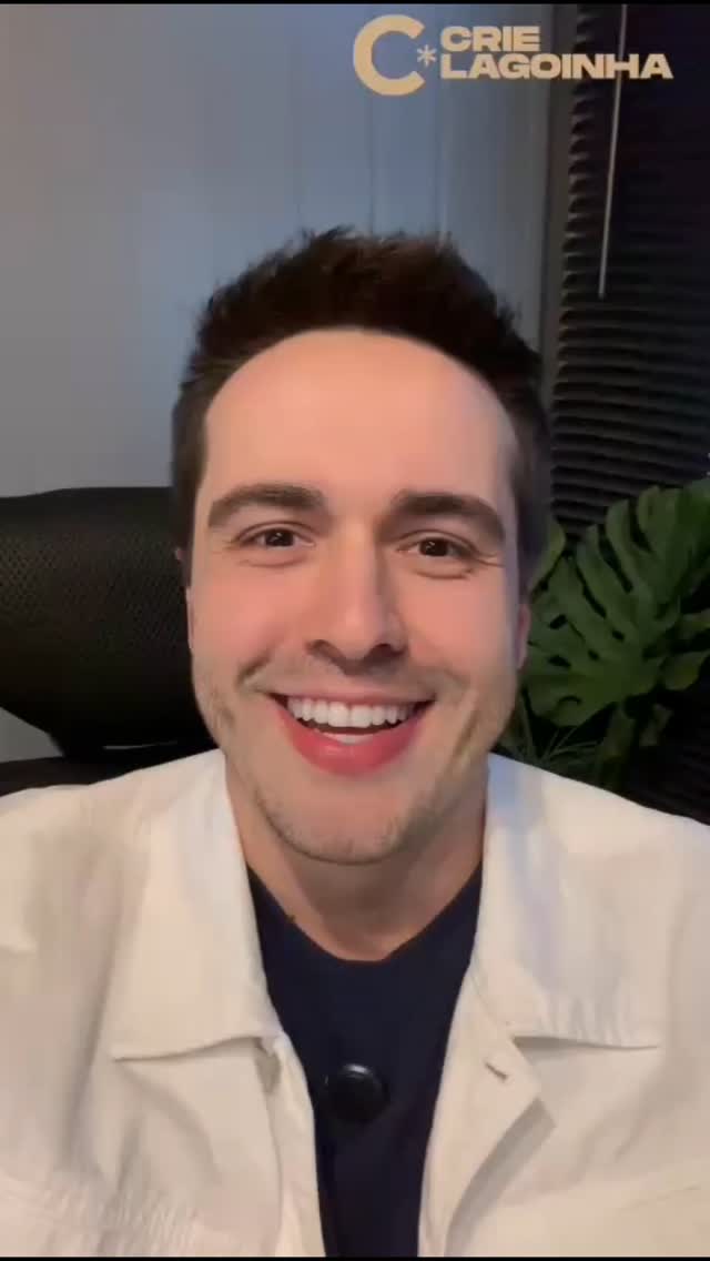 EMPRESÁRIO E CRIADOR DO PATATI PATATÁ E CRIADOR DO ESPETÁCULO SEJA LUZ ESTARÁ EM OSASCO NESTA TERÇA-FEIRA (3)
Após uma temporada de grande sucesso em Curitiba, no Rio de Janeiro e no Vira Brasil, no Allianz Parque, o primeiro espetáculo circense cristão do Brasil em Osasco! Criado pelo empresário Igor Faria, CEO do Patati Patatá, Seja Luz estará na Igreja Evangélica Lagoinha nesta terça-feira (3)
O espetáculo Seja Luz já recebeu mais de 70 mil pessoas em suas apresentações. Um projeto inovador que leva emoção do começo ao fim e transforma vidas.
Igor Faria é atualmente um dos maiores e mais influentes empresários brasileiros. Ainda aos 21 anos, ele foi incluído pela renomada revista Forbes na seleta lista '30 Under 30', como um dos jovens capazes de transformar uma geração no Brasil. Sem dúvidas, você já assistiu um vídeo ou espetáculo da dupla de palhaços Patati Patatá, da qual Igor Faria é presidente e fundador do Patati Patatá Circo Show. Sob a direção do empresário, os espetáculos da dupla foram assistidos por mais de 2.5 milhões de pessoas, somente no circo. Além de reunir nas plataformas de streaming mais de 10 bilhões de plays. Por meio da alegria de Patati Patatá, Igor Faria deixou sua marca no coração das crianças e famílias brasileiras e na história do entretenimento, mostrando que o verdadeiro empreendedor pode criar não apenas negócios de sucesso, mas também momentos inesquecíveis de diversão e felicidade.
DATA:
03 JUNHO
HORÁRIO:
19H00
LOCAL:
AVENIDA DIONYSIA ALVES BARRETO, 701
VILA OSASCO – OSASCO - SP
ENTRADA:
GRATUITA
@lagoinhaosasco #patatipatata #sejaluz #evangelho #jesus
#jesuscristo #espetaculo #vidasaudável #gospel #gospelmusic #musicagospel #esperança #palhaço #patati #patata #esperança #igreja #osasco #evento #lagoinhaosasco #lagoinha #eventocristã #eventogospel