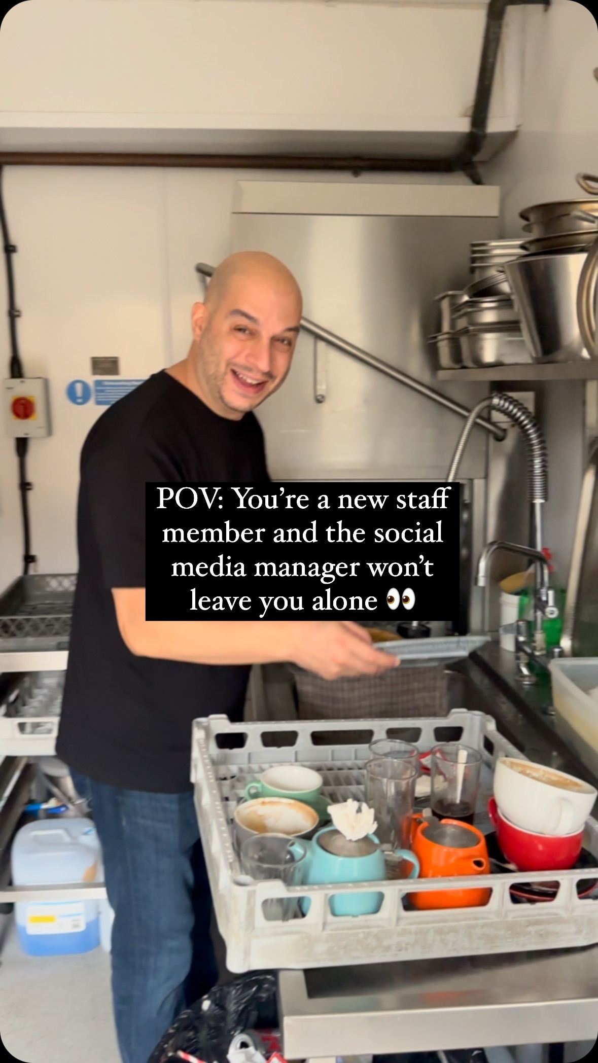 Welcome to our NEW staff member: Seko👀🙌🏻🤩
October is a new season bringing changes and what better way to celebrate than with NEW STAFF joining our team!☺️
Seko is our superhero 🦸- He’s our new chef, front of house handy man, cleaner and friendly face!
Comment “SEKO THE SUPERHERO” below to show your welcoming support! 🙌🏻
Come and say hello 🙋♂️
#NewTeamMember #SekoTheSuperhero #ArtisanCafe #Community #WeybridgeDining #WeybridgeCommunity #SurreyCoffeeShop #NeighbourhoodCoffeeShop