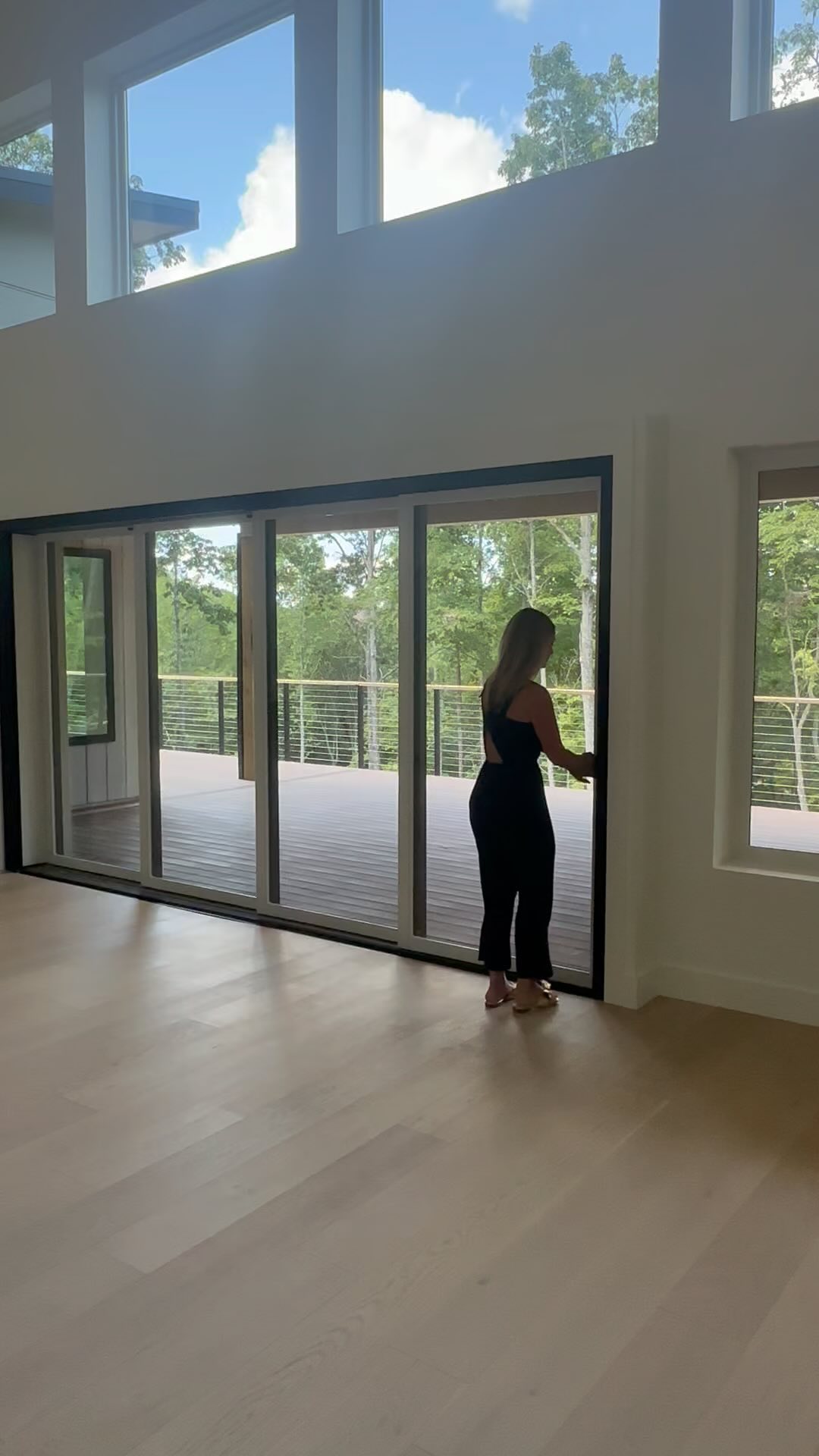 This pocket door is everything. Bringing the outside in! 🏡 #jontotherowconstruction #customhome #slidingglassdoors #pocketdoor #andersondoors