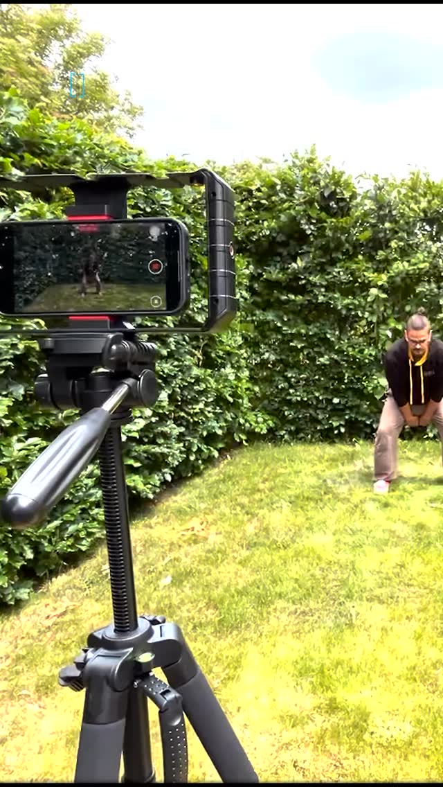 A fun day of shooting new content with @three_treasures_chris - captured a bit of behind the scenes action during the fitness section of the shoot.