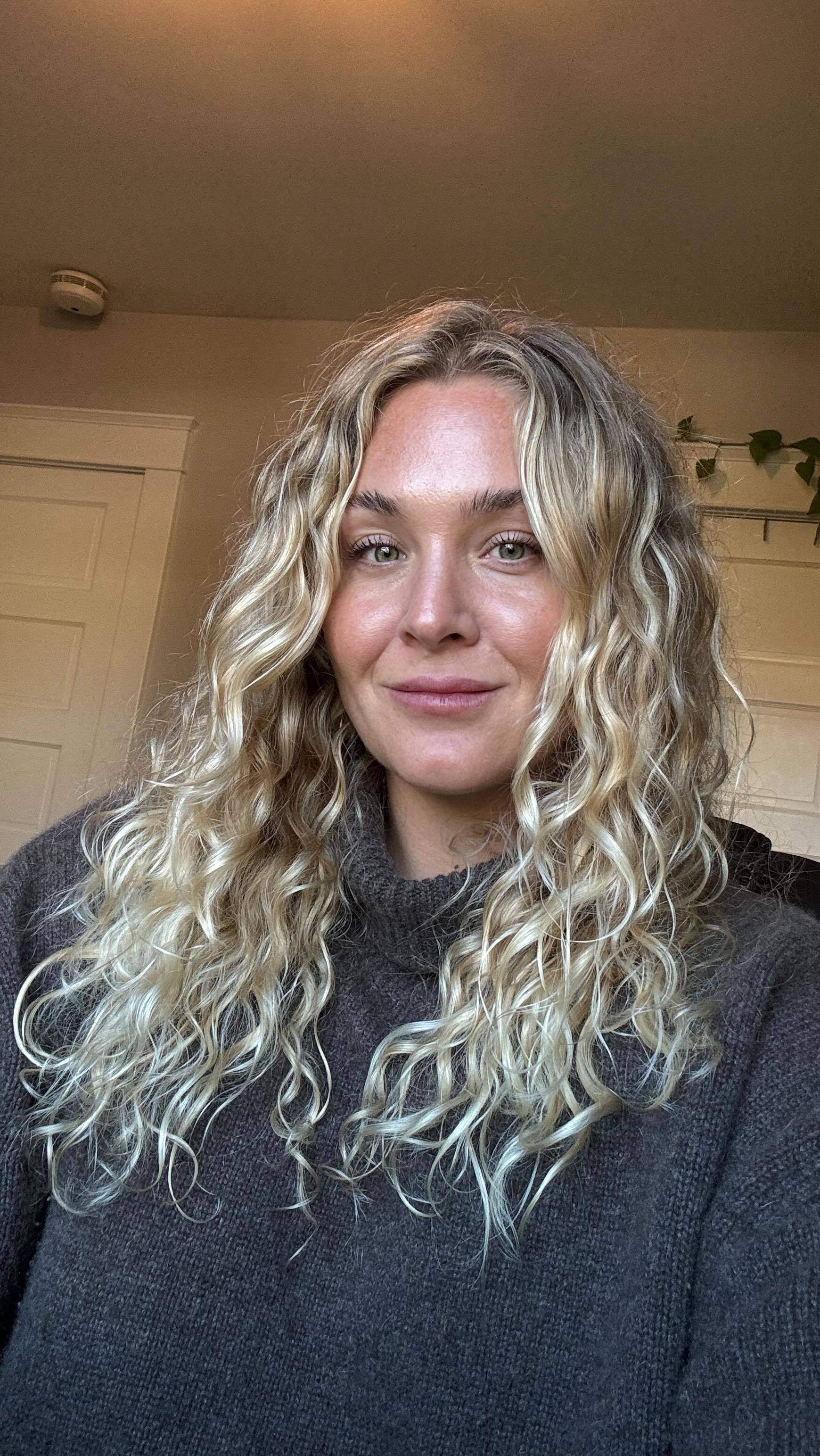 REPOST: From Athletic Fields to Therapeutic Spaces: Meet Eike Daube, LCSW
Are you an ambitious student or professional or ‘alpha’ personality navigating high stress and striving for perfection?
Meet Eike Daube, LCSW a former professional athlete turned dedicated therapist at Evergreen Counseling.
Eike intimately understands the unique pressures of being at the top of your game.
Her experience with the intense demands of professional sports informs her compassionate approach to mental health care.
Eike specializes in assisting those who face the challenges of anxiety, high-functioning depression, and unresolved trauma, often experienced by high-achievers and driven individuals.
She combines her athletic discipline with therapeutic expertise in EMDR, CBT, and mindfulness to guide her high-achieving but struggling clients towards a more balanced, self-aware life.
Get to know Eike more and hear her philosophy on therapy by watching her video.
Her journey from the sports arenas to the therapy room makes her an ideal fit for anyone familiar with the pressures of constantly striving for excellence.
If you would like to book a complimentary 20-minute consultation call with her to speak to her directly and see how she can support you, or simply book an appointment click the link in her bio!
#psychotherpay #sportspsychology #uscsports #uscathletics #emdr #mentalhealthsupport #mentalhealthawareness #berkely #calathletics