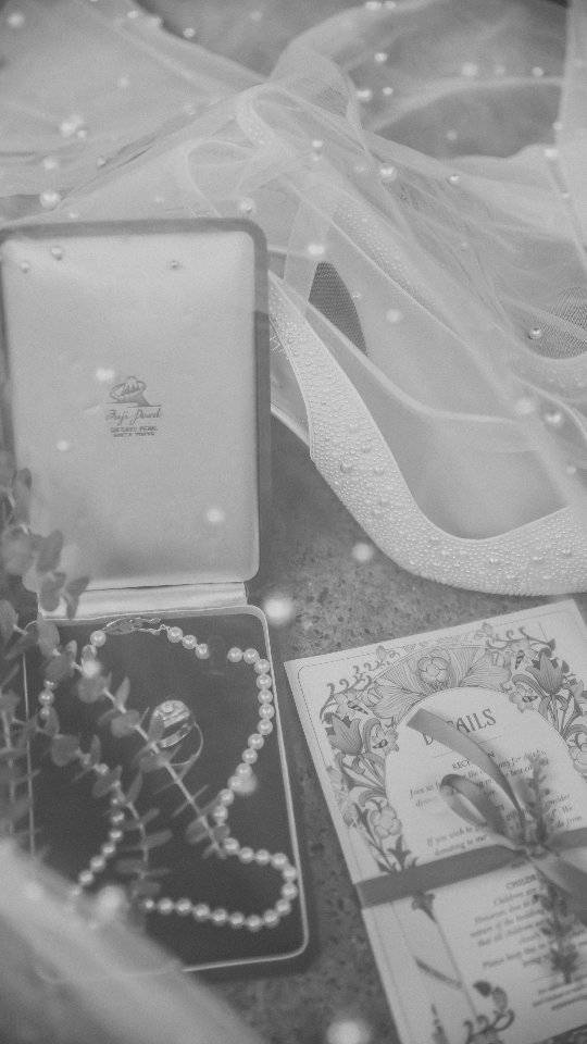 I'll never get over people who choose little ol' me to capture their love story... What a dream 🥰✨️
#grateful