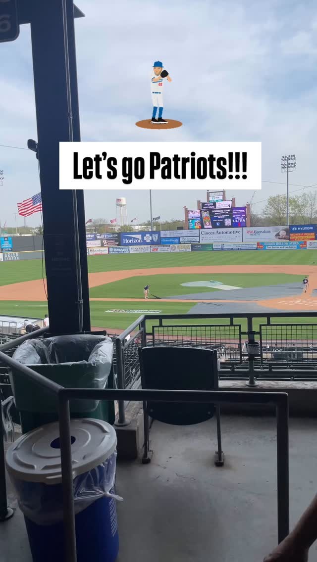Time for some baseball! Let’s go @somersetpatriots. Should be a great game with the @hartfordyardgoats . #myblazinhoney #olstiles #minorleaguebaseball
