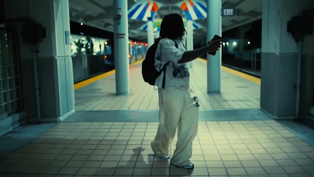 check out @strugglechildd new music video "Adios" - recorded at MMM Labs by @_njusswetruss ! 🔥
#MMMlabs