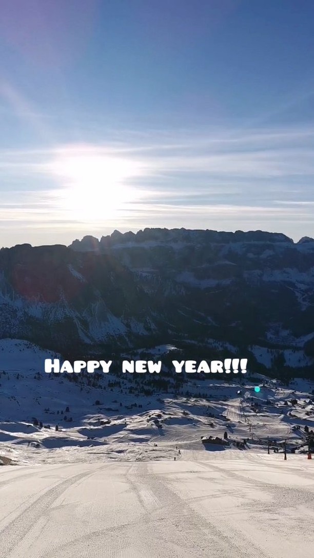 Happy new year!! 🥂🍀
#reliefandflow #relief #flow #yoga #yogareise #neuesjahrneuesglück