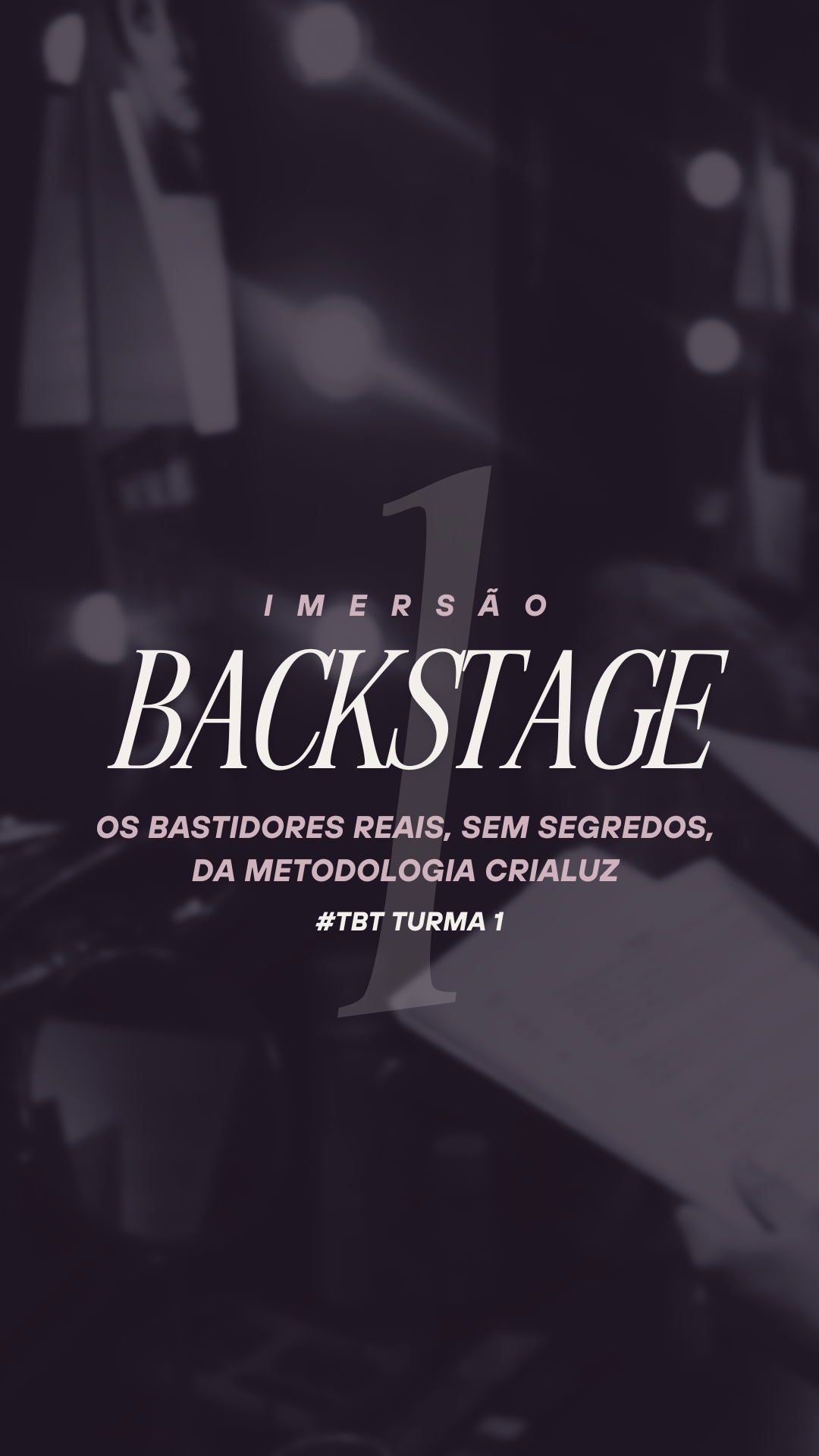 O #TBT de hoje é muuuuito especial! Saiu o vídeo oficial da nossa primeira turma da Imersão Backstage! ✨
Uma imersão presencial intensa para falar de:
✨ Essência de marca
✨ Comunicação
✨ Diferenciação
✨ Posicionamento
✨ E compreender o que torna sua marca especial!
Ela é perfeita para quem está em casa cheia de dúvidas e gostaria de perguntar diretamente para quem vive branding NA PRÁTICA o que fazer, por onde começar, como sustentar uma marca para que ela seja brilhante no futuro!
Foi muito especial rever essas imagens e não poderia deixar de agradecer a Jennifer, nossa fotógrafa e aluna querida, pelos registros! Você arrasou! ✨
A nova turma da Imersão Backstage vai acontecer dia 13 de abril, das 9 às 16 horas, aqui no nosso escritório em SP e se você quer receber mais informações comente aqui: "Eu quero" ou clique no link da bio para falar com nosso time no whatsapp!
As vagas são LIMITADAS e você não pode perder! ✨
#Branding #empreendedorismo #marcasbrilhantes #posicionamento #ImersãoBackstageCrialuz