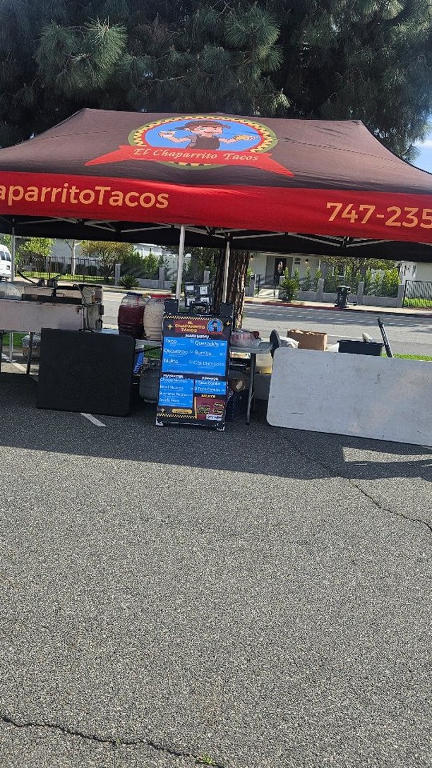 We're excited to update our schedule! Take a look at the nearest market to you!
๐Monday - Rosemead @rosemeadcfm
๐Thursday - Monterey Park @mpkfm
๐Friday - Granada Hills @ghillschamber Covina @covinafm
๐Saturday- Mission Hills @the818nightmarket West Covina @wcovinafm
๐น @mrs.mecha_bbq productions
.
.
.
#elchaparritotacos #mexicanfood #farmersmarket #food #foodies #tacos #aguasfrescas #spring