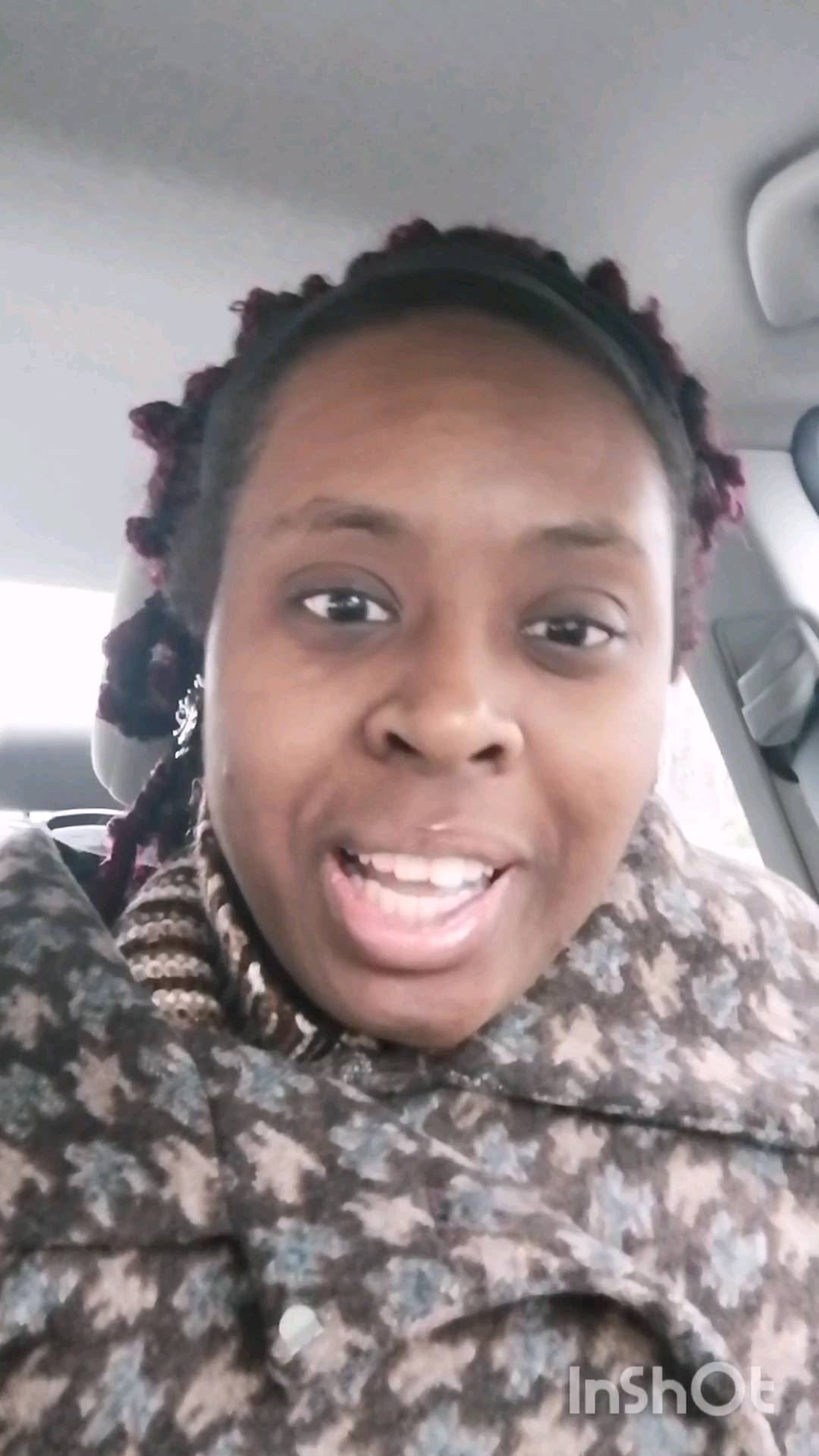 Halfway through my first big event and so far so good. Hartford Glow Holiday Light Festival at the CT Convention Center. #localbusinessowners #holidayshopping #handmadeaccessories #localseamstress #localtailor