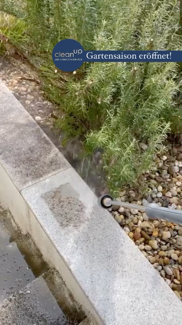 Die Gartensaison ist eröffnet! 🪴
Jetzt muss nur noch der Garten auf Vordermann gebracht werden! -> Das übernehmen wir 😉👍
#gartensaison2022#garten#pool#blumen#allesblüht#reinigung#gartengestaltung#cleanup#reinigungwien#gebäudereinigung#gebäudeservice#allinone#hausbetreuung
