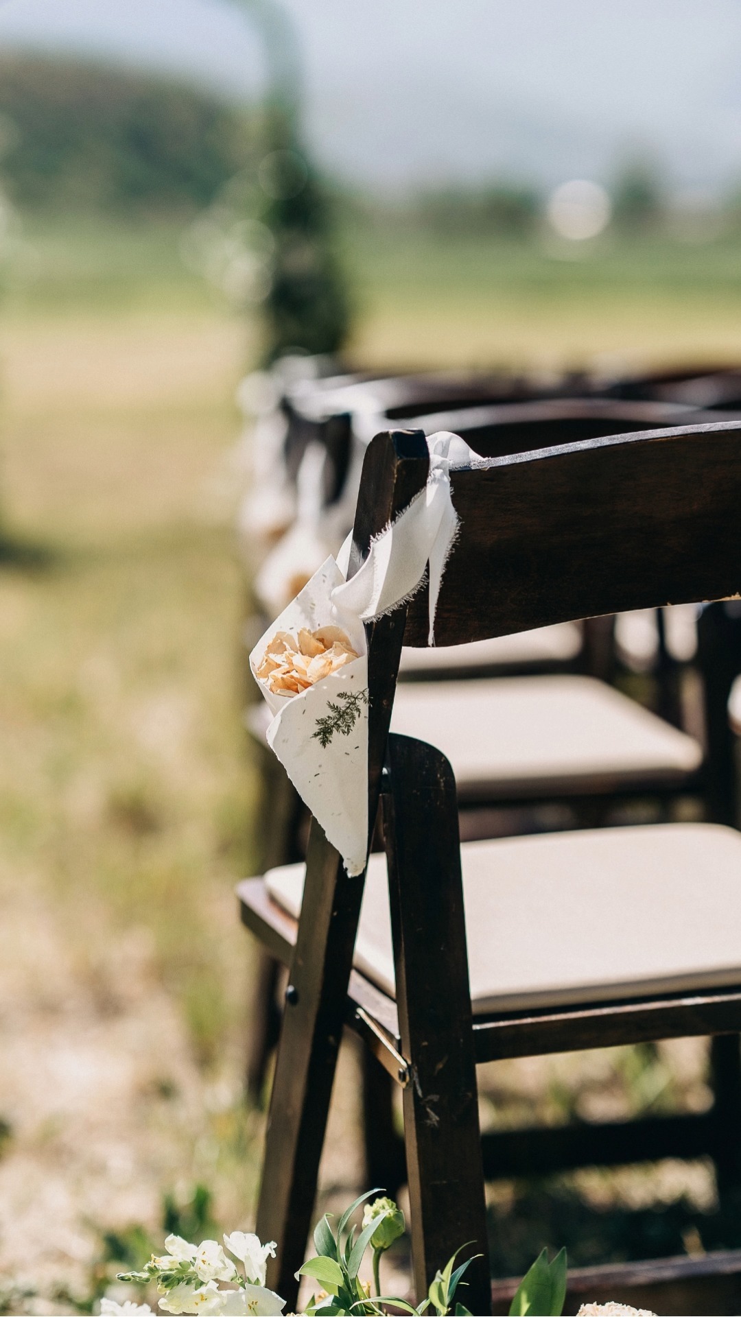 The Before...
There is nothing like those moments right before the wedding. Did it seem quiet and calm? Or were you filled with an energizing excitement? @wildflowerphotoco perfectly captured these fine details before the big yes moment. Share how you felt on your wedding day in the comments!
📸: @wildflowerphotoco
📋: Life Moments Weddings & Events
💇♀️: @manes_by_maddie
💐: @tapestryfloral_
🎙️🎧: @djcooperbrown
👩🏽🍳: @beehive.catering
🍸: @craftedutah
🍕: @fiorepizza
🍦: @penguinbrothers
📸🚌: @photoboothbus
#summerweddinginspiration #letsgetmarried #shesaidyes #engaged #summerweddingvibes #summerweddinginspo #outdoorweddingceremony #utahweddingplanner #utaheventplanner #Elegance #destinationwedding #utahmountains #parkcitywedding #perfectday
