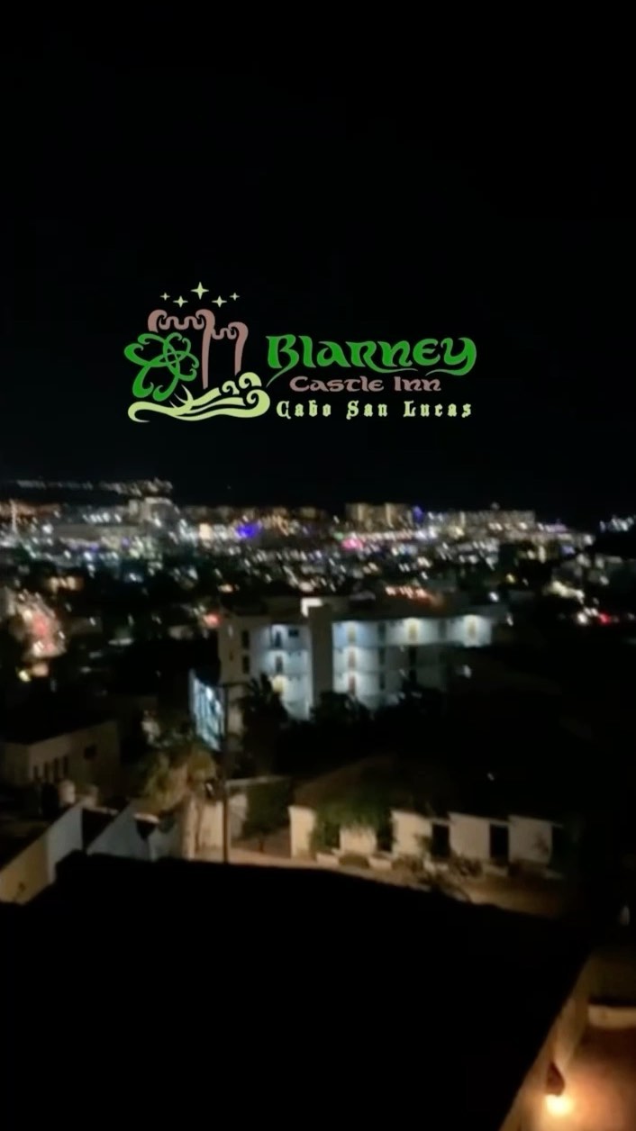 ¡Únete a la fiesta en la terraza del hotel Castillo Blarney para celebrar la llegada del Año Nuevo con los DJs Meena Pink, Pakief y BZMO!
Todavía hay boletos disponibles en el enlace de nuestra biografía! Los boletos de admisión general incluyen: entrada, una bebida gratis y accesorios para la fiesta gratis.
Contáctanos directamente si estás interesado en reservar una mesa VIP, que incluye $5,000 pesos en crédito para el servicio de botella, con una variedad de botellas para elegir y accesorios para la fiesta gratis.
¡Esperamos verte ahí!
Join Castillo Blarney for our New Years Eve rooftop party with DJ Meena Pink, DJ Pakief and DJ BZMO!
Tickets are still available linked in our bio. General admission tickets include: entry, one free drink and free party accessories.
Contact us directly if you are interested in booking a VIP table which includes $5,000 pesos in credit for bottle service with a variety of bottles to choose from and free party accessories.
We hope to see you there!
#cabo #cabosanlucas #caborooftopparty #housemusic #techno #techhouse #techhousemusic #fiesta #añonuevo #caboviews #newyearseve #cabonightlife