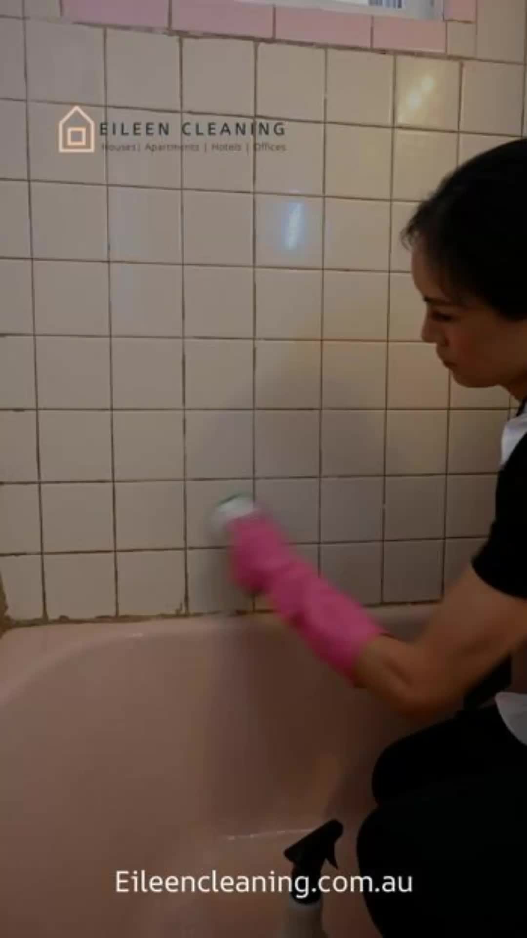 Sometimes, you just need someone who understands your standards—someone who takes care of things exactly the way you need them to be. A cleaning service that’s reliable, thorough, and truly cares about the details that matter to you.
Pssst… that’s us! 😉✨
#EileenCleaning
#Melbournehousecleaning
#cleaningservicesMelbourne
#NDIScleaning
#墨尔本清洁