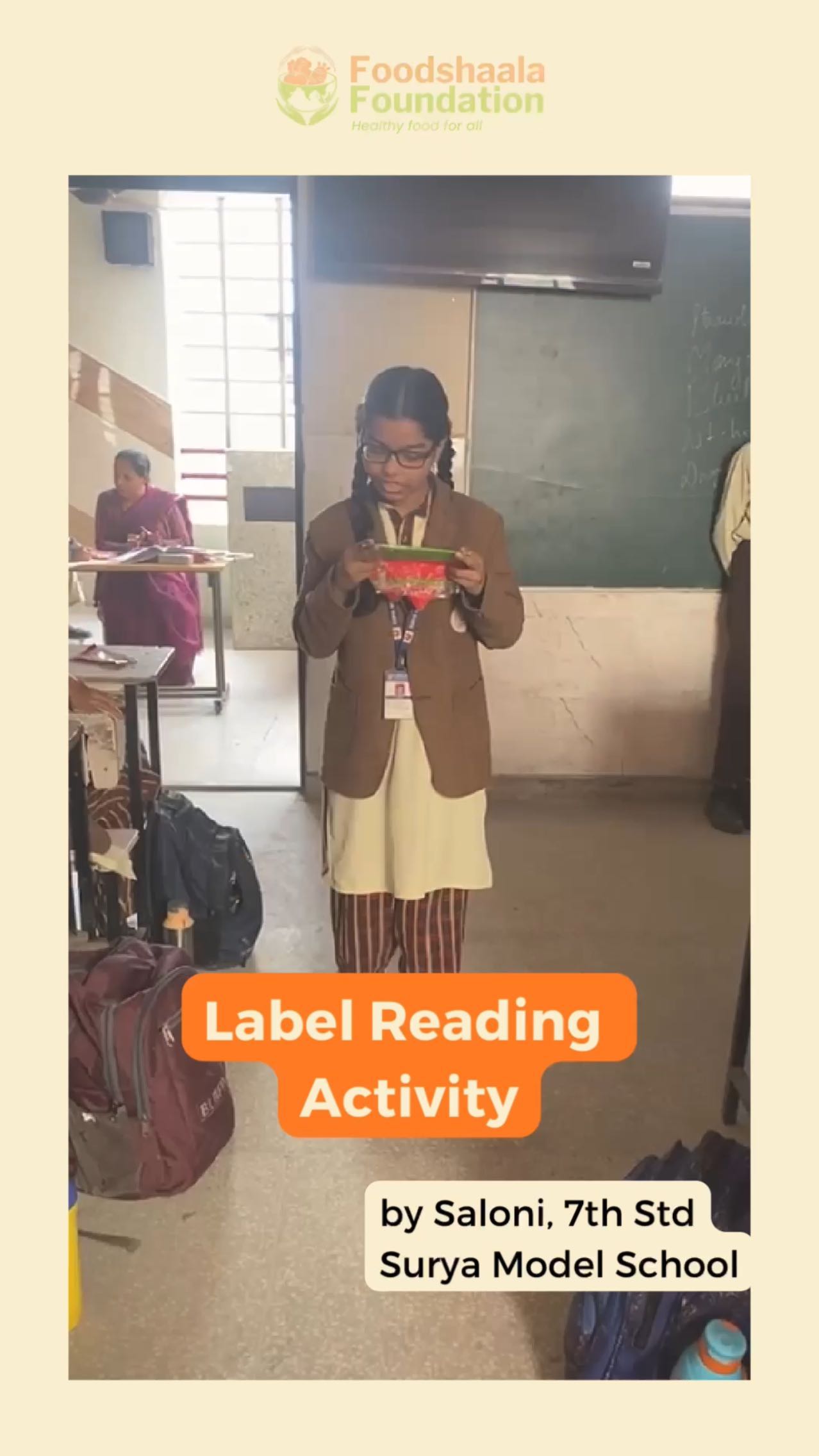 Is the bread you’re eating REALLY healthy?
Join our Food Funda student, Saloni, 7th Standard, Surya Model School as she reads these deceptive food labels! She explains why some ingredients in bread like Maida, sugar and palm oil might not be good for our bodies.
Foodshaala is on a mission to empower kids like Saloni to make informed choices about what they eat.
Stay tuned for more fun and educational nutrition tips! And joins us at: www.foodshaala.org
#Foodshaala #Nutrition #HealthyEating #KidsHealth #RealFood #EatSmart #LabelReading #FoodFunda #HealthyLifestyle