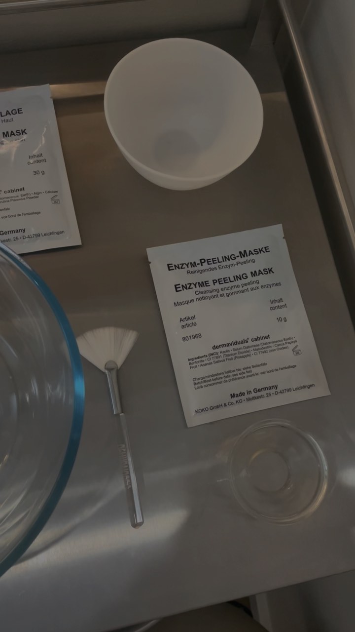 Experience the magic of Dermaviduals this autumn in clinic with one of our signature facials.
Allow us to pamper you with a soothing treatment, leaving behind any stress and be walking out with a radiant glow.
#skintreatment
#skin
#enzyme