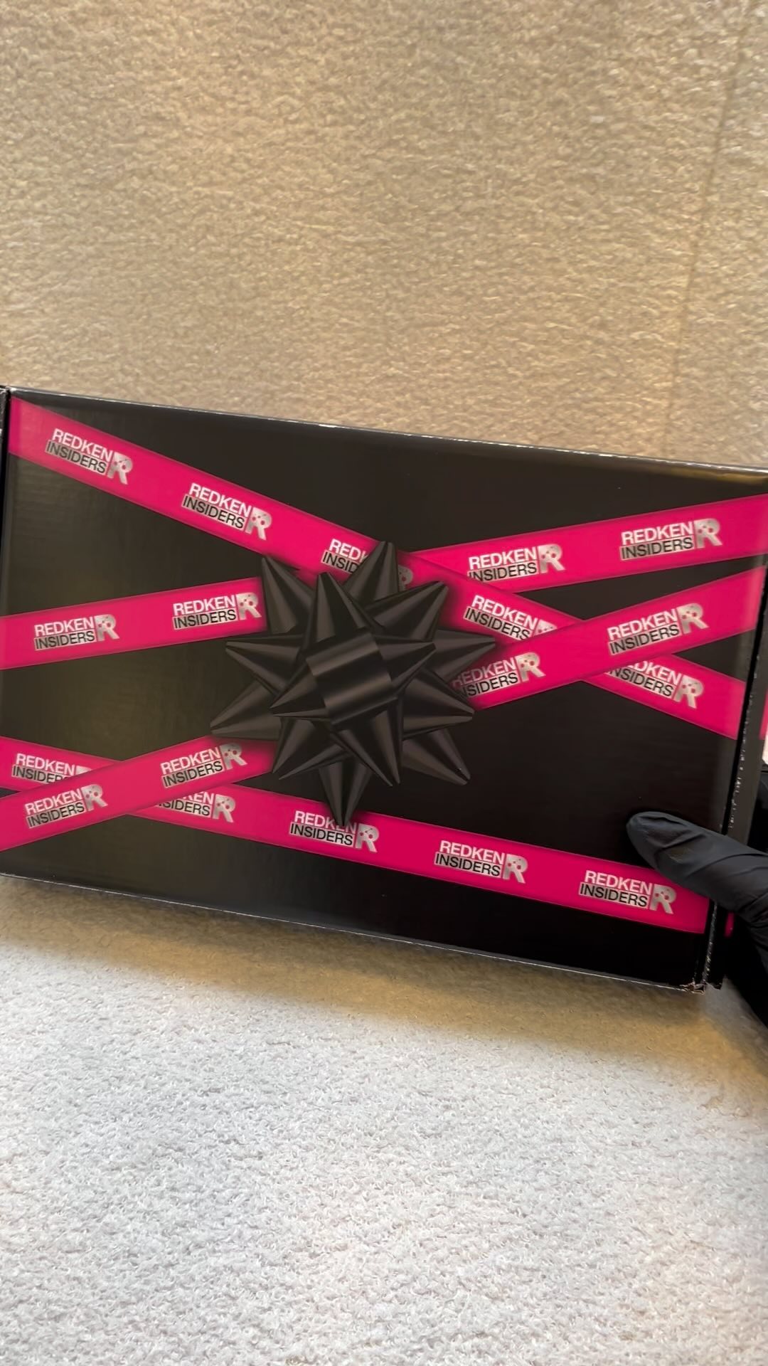 FESTIVE STYLING FAVES 🎄
We aren’t going to get through the festive rush without these styling favourites from @redken!
We wouldn’t use anything we wouldn’t recommend to our own clients and these are all tried and tested Redken faves that all have a place on our stylist product station!
⭐️Quick Dry Hairspray - Firm Hold Hairspray for up or down styles to hold everything in place!
⭐️Touchable Texture - volume in a bottle - lightweight non-sticky mousse!
⭐️One United - Multi-Benefit Leave-In Conditioner and Hair Treatment Spray with 25 benefits 🤩
⭐️Big Blowout - volumising blow dry gel - instant volume and texture with a soft, silky finish 🤌🏽
Grateful to be part of the #redkeninsider crew & receive gifts like this thank you @redken #gifted