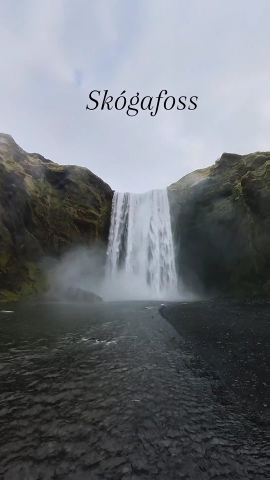 Iceland - Skógafoss 📸🤩💧
Have you already seen one of the most famous waterfalls in Iceland?
#naturelove #iceland #skogafoss #north #travel #adventure #adventureinspirations #explore #hiking #spring #amazing #inspirations #ideas #stunning
