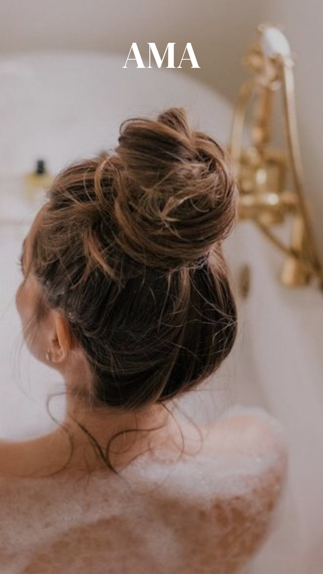 Prendre son temps dans les tâches du quotidien est bien plus qu’un luxe : c’est une nécessité 💎
✦ lorsque nous nous précipitons, notre corps active son mode « stress », libérant des hormones comme le cortisol qui, à long terme, fatiguent notre organisme et notre esprit 🤯
✦ ralentir aide à réduire la surcharge sensorielle. Cela donne à notre système nerveux l’espace pour se réguler. Ralentir, c’est offrir à son système nerveux le repos dont il a besoin pour fonctionner de manière optimale 😌
✦ ralentir, c’est aussi s’autoriser à vivre pleinement : préparer un repas tranquillement, savourer une boisson chaude ou marcher sans se presser sont autant de moments où l’esprit peut se recentrer et le corps se détendre. Cela favorise la libération d’hormones comme la sérotonine, essentielle au bien-être 🐢
Prendre son temps n’est pas une perte de productivité : c’est une façon d’honorer notre rythme naturel, d’éviter l’épuisement, et de préserver un équilibre précieux entre corps et esprit. C’est un véritable acte de bienveillance envers soi-même 💞
#systemenerveux #regulation #amatherapeute #montpellier #bienetre #selfcare #equilibre #care #slowdown #slowlife #anxiété #stress #cortisol #maux #nerfvague #quotidien
