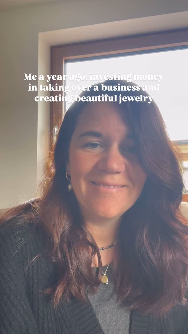 Ja, ich beschwer mich über den Rückgang von Followern (aber Hi mama 🫶🏼) aber ganz ehrlich? Ich bin so happy über jeden und jede einzelne von euch! Euer Support, eure Likes und Kommentare bedeuten die Welt für mich ✨
Diese Community wachsen zu sehen ist herausfordernd aber zugleich spannend und aufregend für mich.
Danke, dass ihr Teil davon seid! ❤️
#community #manuka #manukagifts