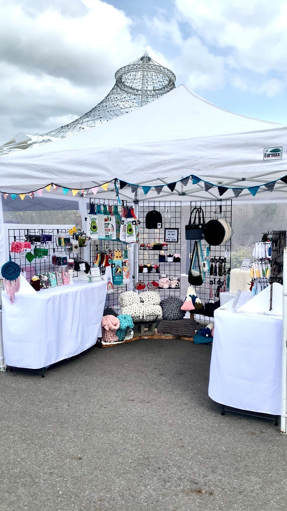 Anyone that thinks it’s a ✨leisurely task✨ to load, unload, setup, sell, tear down, load up, and unload needs a reality check. 💪😅 and another thing…😆 Come out tomorrow, Saturday May 14th to see me from 11a-4p at the @hillyardfoodtruckpavilion to shop my booth and so many more!!
.
.
#craftilyconcocted #spokane #spokanewashington #spokanedoesntsuck #spokanefood #spokanefoodie #shopsmallspokane #hillyard #vendorlife #craftshow #spokaneeats #spokanewa #spokanelife #spokanesmallbusiness