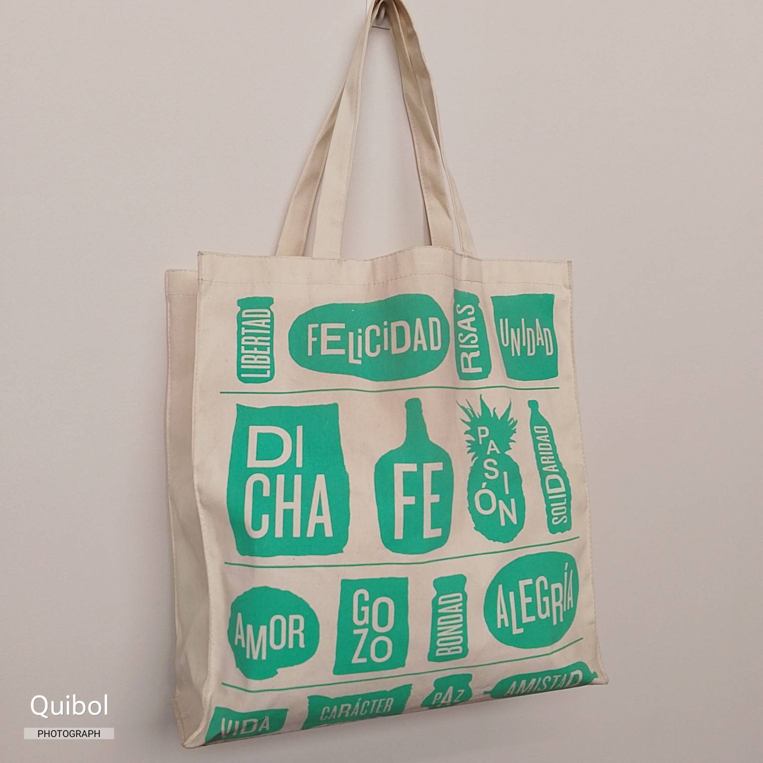 Quibol es una empresa creada hace 11 años, tenemos experiencia en todos los procedimientos en hacer, fabricar, crear, diseñar bolsas ecológicas; nuestro equipo de trabajo son madres cabeza de hogar con mucha experiencia en confección y trabajan cada día con la mejor calidad y responsabilidad de entregar a tiempo cada pedido.
#colombia🇨🇴
#bolsasecológicas
#bolsasmedellin
#bolsasecologicaspersonalizadas
#compraspormayor
#cop26
#caliescali
#mercadobogotá
#bolsasentela