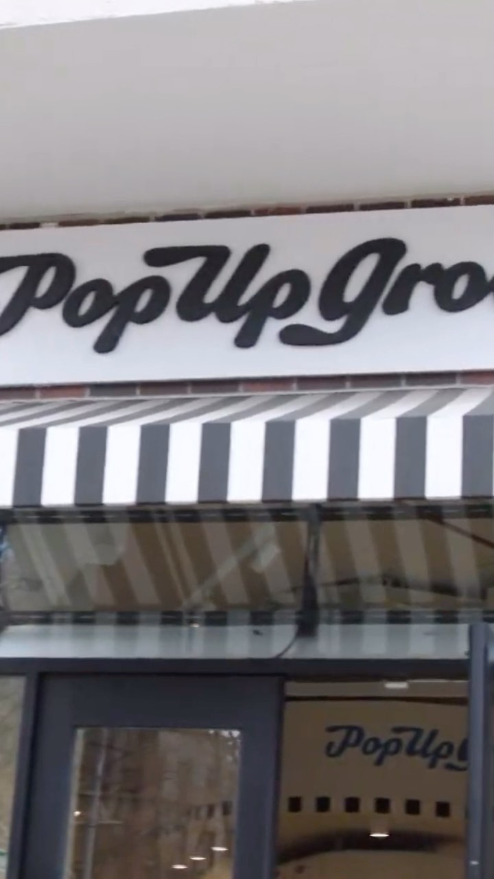 A tour of Pop Up Grocer in New York City, where you can find our ZAZ Chocobars for some indulgent shopping! ππ«
What are you waiting for? Come and give it a try! ποΈβ¨ #ZAZSnacks #nyc #popupgrocer #plantbased