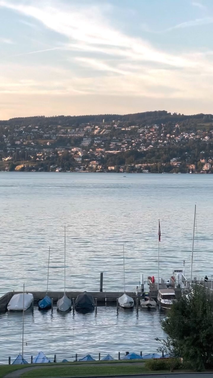 Feel the summer vibe at The Yarn 🤗
#theyarnhotel #swisstravel #lakeview
#designhotelzurich #switzerland