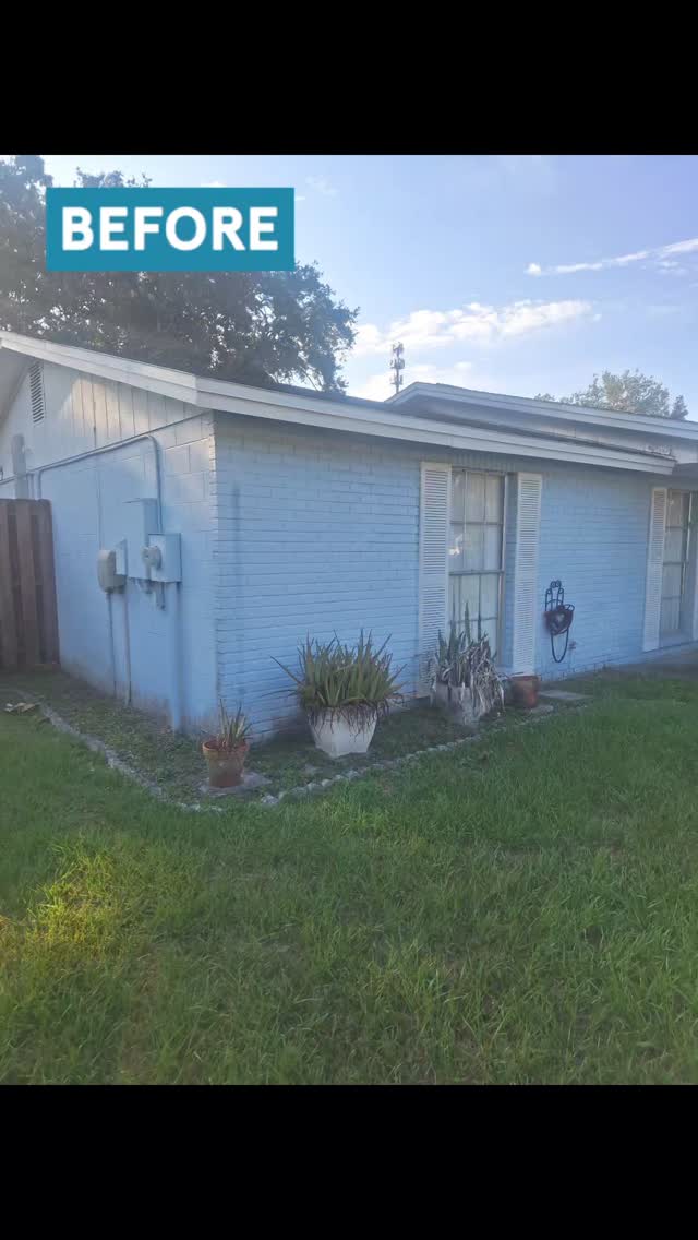 Take a look at this stunning before-and-after transformation from one of our recent planting projects in Florida! Whether your vision is big or small, we’re here to bring it to life. Reach out to us today—no project is too ambitious or too modest!
Call or text today (908) 619-4346
#veterenowned #localbusiness #familyowned #landscaping #landscape #homeimprovement #planting #flowerbed #flower #florida