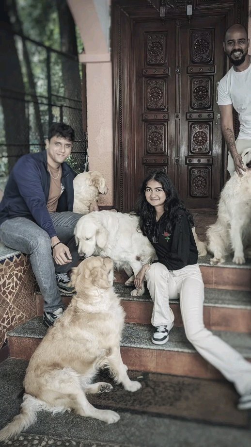 "The place is exactly how heaven would feel"
👩@riaborthakur
Completely overwhelmed with this beautiful & heartfelt sentiment. Gratitude! ❤️🙏
#content #designidea by @tpandit3 🙏
#livehere
#livemore #longstay
#airbnb #koramangala #bangalore #staycation
#live #work #play #create
🏺🎙️🖌️🏹🔭🛠️🪕🎺🎻👾🎾🏓🏏
#solotravel #slowtravel
#connections #conversations #community #serendipity #memories
#businesstravel
Say NO to #travel #fatigué
#homeawayfromhome #workation #digitalnomad #remotework
#HiddenGem #happyspace #petfriendly