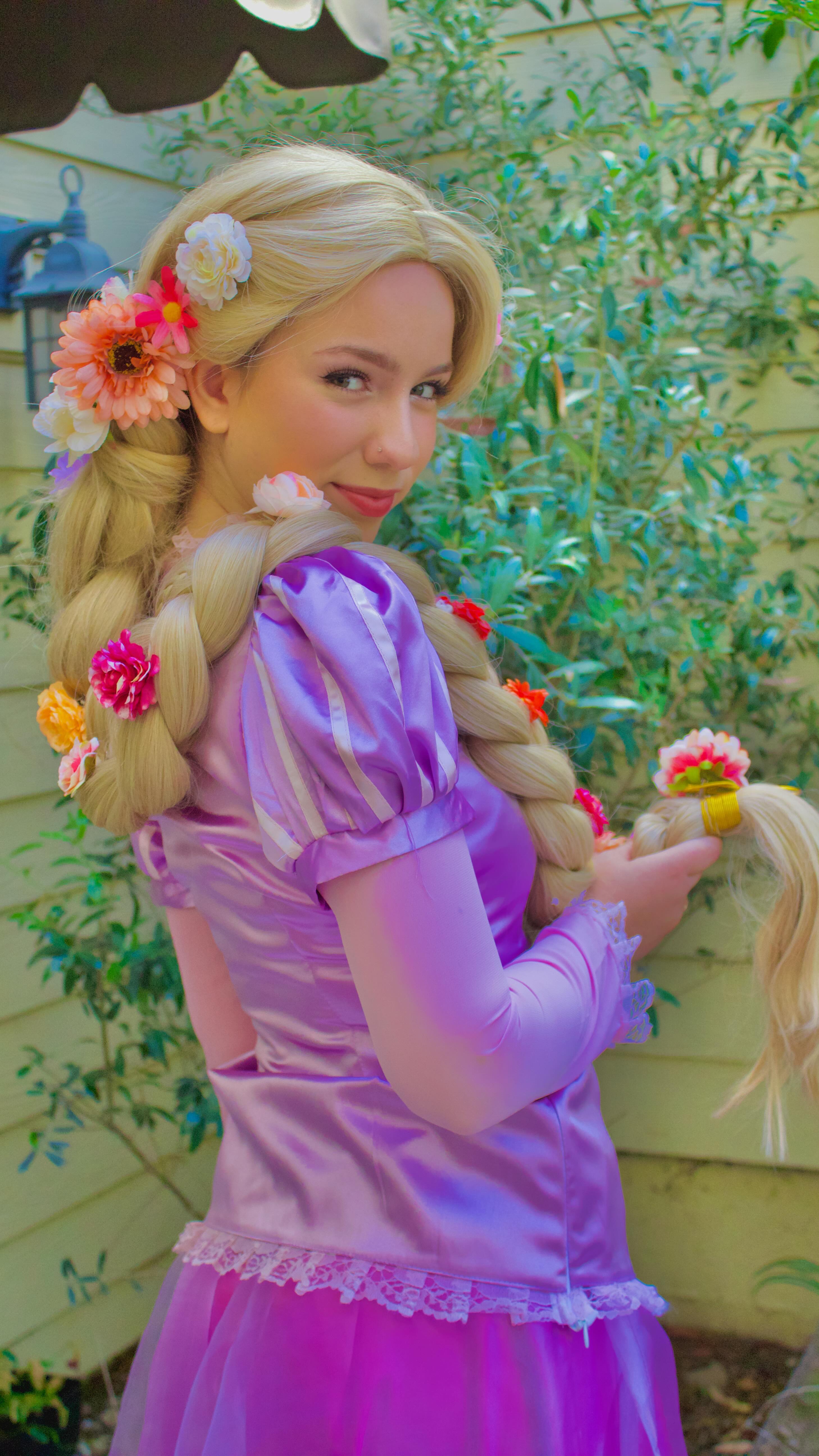 Have YOU seen Flynn Ryder anywhere?! β¨ #partyprincess #princess #childrensparty