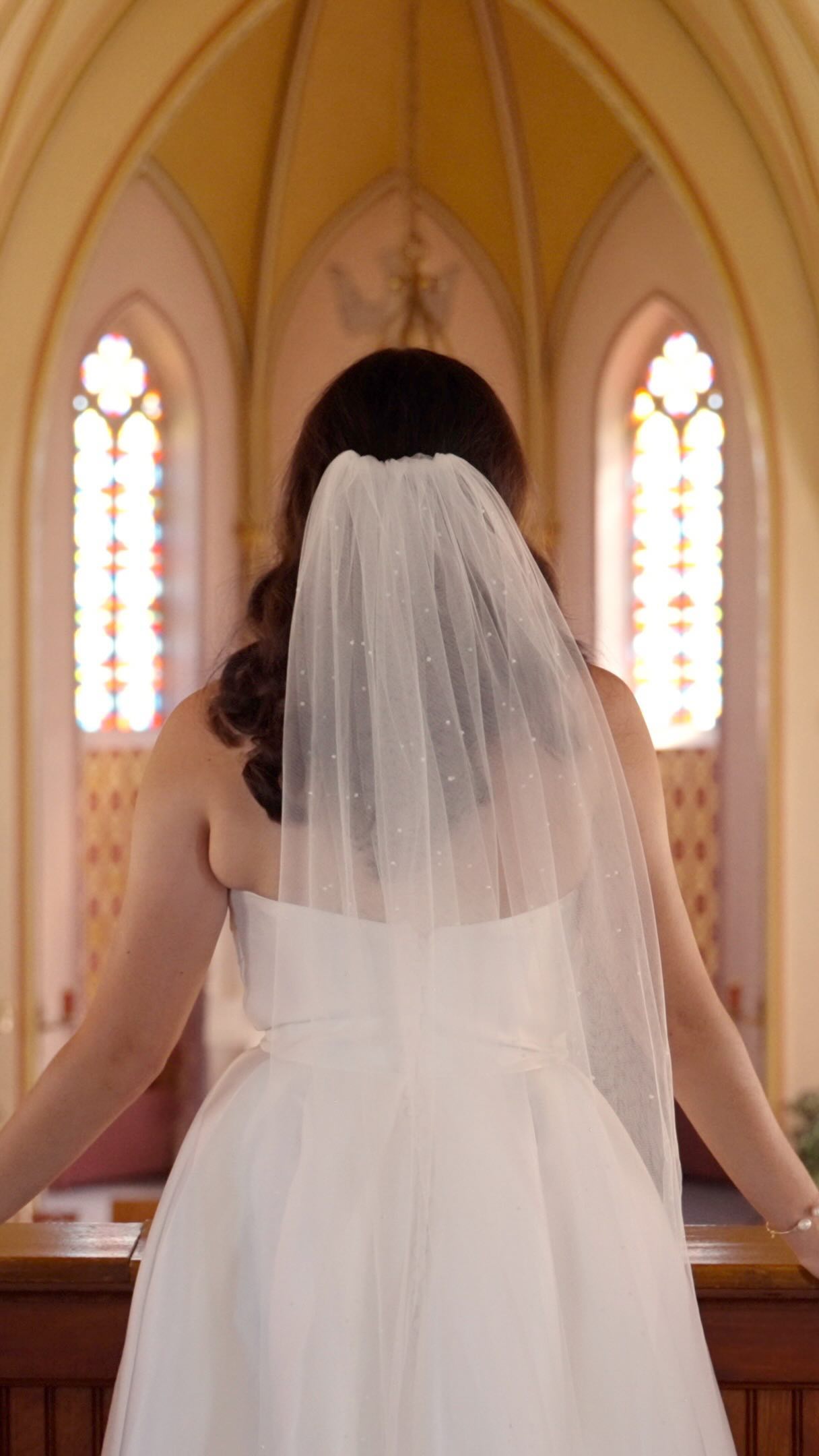 Waiting for her groom to arrive..
+
~DETAILS~
Bride: @jaclynn.dreher
Dress: @somethingbluehays
Hair + Makeup: @haileys_hairhaven @salon.muahhays
Florist: @regeenasflowers
Venue: Holy Cross Catholic Shrine, Pfiefer, KS
Rings: @diamondrjewelry
Jewelry: @anthropologieweddings
.
.
.
.
.
.
.
#haysks #kansaswedding #kansasweddingvideographer #missouriwedding #kansascitywedding #kansascityweddingvideographer #weddingvideo #weddingreel #weddingreels #sonyfx3 #sonya7siii #sonyshooter #sonyalpha
