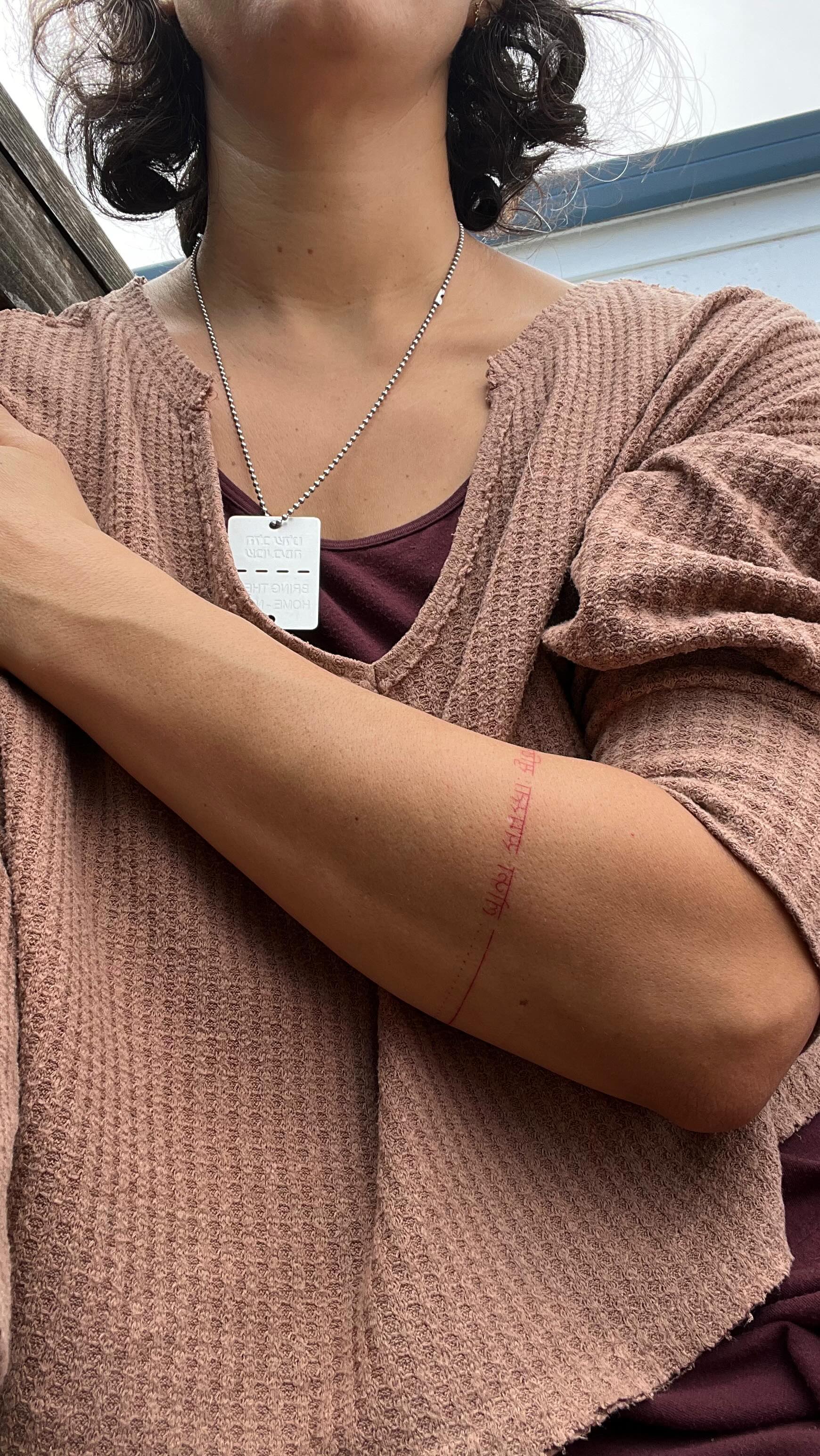 For my birthday this year I decided to gift myself a tattoo. This mantra has been with me for years. Since October 7 this mantra has been a pillar for me in the way I lead my life. They say on your birthday you’re supposed to wish unto others, so I want to truly wish for everyone to be happy and free. To lead our own thoughts and beliefs, and not let world leaders decide for us our fate. I hope we all find happiness and let go of the lines drawn on the map and to see that we are all one, a part of this earth that we should walk together.
As Tu BShvat is just around the corner (the new year for the trees) I think Mother Earth would also wish that we would all just act better to her, and it all starts inside of each and every one of us.
I hope that today, each of you can take a moment to step outside and take a deep breath, feel one with Nature and maybe this sounds a little bit hippy to you, but I think this is just what the world needs.
|| Lokah Samastah Sukhino Bhavantu ||
“May all beings everywhere be happy and free, and may the thoughts, words, and actions of my own life contribute in some way to that happiness and to that freedom for all.”
The endless knot symbolizes the endless cycle of suffering of birth, death and rebirth and the intertwining of wisdom and compassion.
Thank you @sonyapokesyou for your amazing hand ❤️