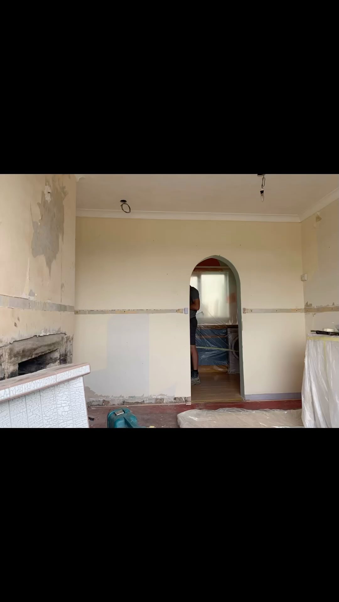 IT’S ONLY A WALL!?…
I was told by two professionals that this wall is safe to take out!
For some reason I still didn’t feel SAFE!
Knowing what I know about FEAR, and particularly about feeling SAFE!
It wasn’t really about taking the wall out, I was fearful of getting it wrong!
And when I am fearful about getting things wrong, I don’t start!
Here’s the issue those ‘Things’ will lead me to what I want!
Gratitude to my partner @firewithin.life and my mum for being a team and showing me once again, that there is no right or wrong only what is and what isn’t!
Having successfully taken the wall out, I am left excited to start the new chapter of my coaching!
THE MESSAGE HERE -
TAKING RISKS AND TRYING SOMETHING YOU HAVE NO IDEA ABOUT, IS A VITAL PART OF KNOWING WHO YOU ARE AND WHAT YOU ARE CAPABLE OF!
For me and you
Fi
✨