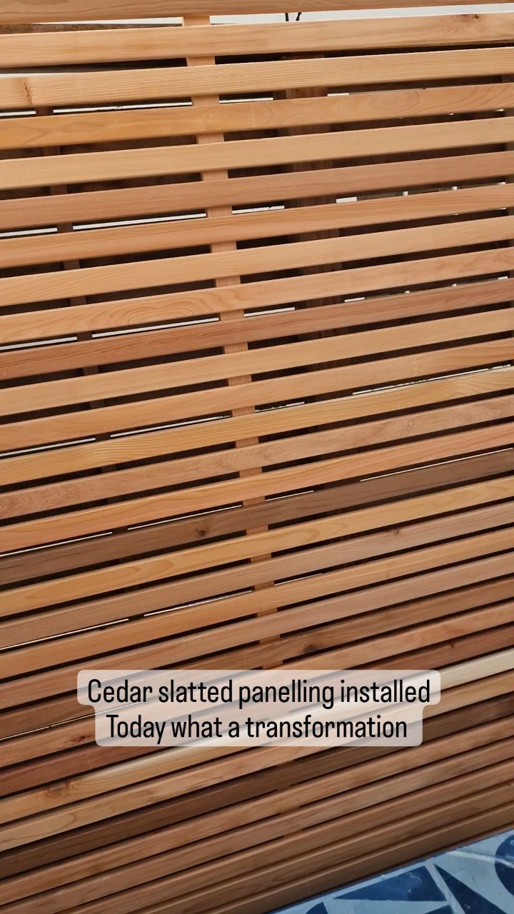 Cedar slatted fencing installed on 2 terraces
#cedar
#londongardendesign
#garden
#London
#landscaping