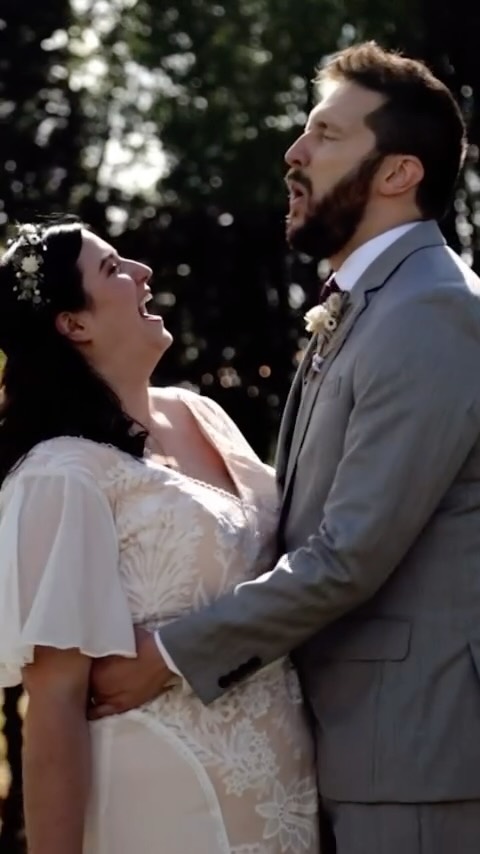 Whoa boy did we have FUN at Amanda & Dane’s Postlewait’s wedding. These two are funny!! And so cute. It really was a non-stop smile fest. If only we had the music royalty rights to share the epic dance to ‘Loveshack’ in its entirely (just trust us 😂)
