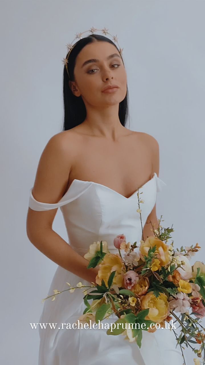 IN LOVE with this stunning reel showcasing my new designs, by the wonderful @emmapilkingtonphotography .
Featuring my new celestial headpieces with a little bit of pearly whirls thrown in.
DM for a chat about your dream wedding accessories.
.
.
.
@emmapilkingtonphotography
@luna_bride
@sarahmortenmakeupartist
@hopeandflorastyle
@jadoremodelsagency
@bellabelleshoes
.
.
.
#bridal #bride #brideandgroom #brides #bridesmaids #bridetobe #celebration #weddingcrown #dreamwedding #engaged #weddingheadpiece #instawedding #bridalheadpiece #perfectday #prewedding #theknot #weddingday #weddingdecor
#weddingdress #weddinggown #weddingideas #weddinginspiration
#weddinginspo
#celestialwedding #weddingphoto
#weddingphotographer #weddingphotography #weddingplanning #weddings