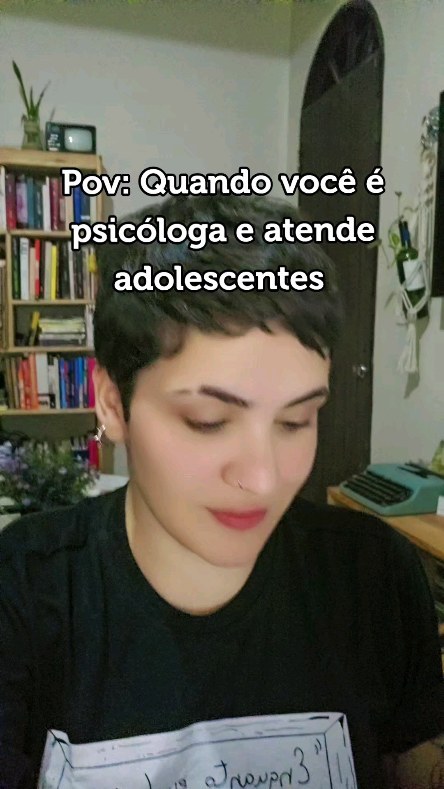 A psicóloga 30+ tentando acompanhar tudo: