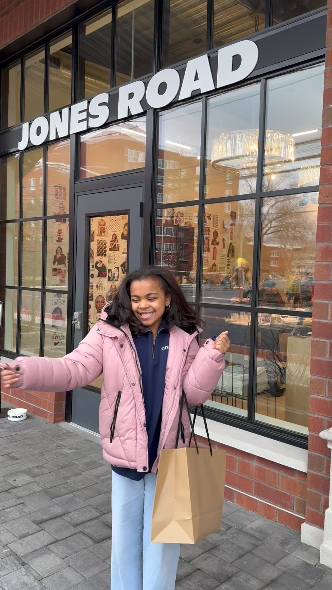 Project Beautiful is so incredibly happy to be entering its third year of partnership with @jonesroadbeauty founded by longtime Montclarian, @justbobbidotcom JRB is committed to clean beauty. Their products are cruelty-free and made without phythates, sulfates, petroleum, PEGs, EDTA, or BPA. JRBâs mascara, most of its skin care, and its brushes are vegan! Their products allow everyoneâs natural beauty to shine through and Project Beautiful couldnât be more aligned! When I arrived at the @jonesroadbeautyflagship store, I was so happy to see the lovely @Farizarusdi again! She is so sweet!!! Itâs people like her and the amazing team at @jonesroadbeauty that help to make the world a more beautiful place! All JRB products will be gifted to the women who reside in Brave House, Montclair which is a halfway & recovery house for survivors of domestic violence, as well as the women of @fpessexnj (based in Montclair) which helps those experiencing homelessness find shelter and sustain permanent housing. đЎđЎđЎđЎđЎđЎ