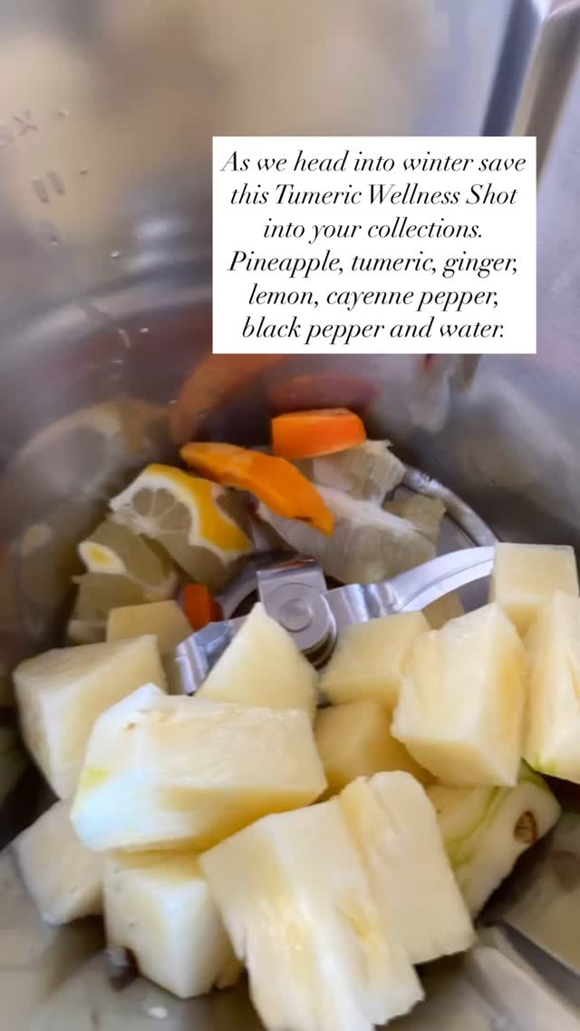 Have a cold? or feel one coming on? This tumeric and wellness shot gives your immune system the vitamin C boost you might just need 😊