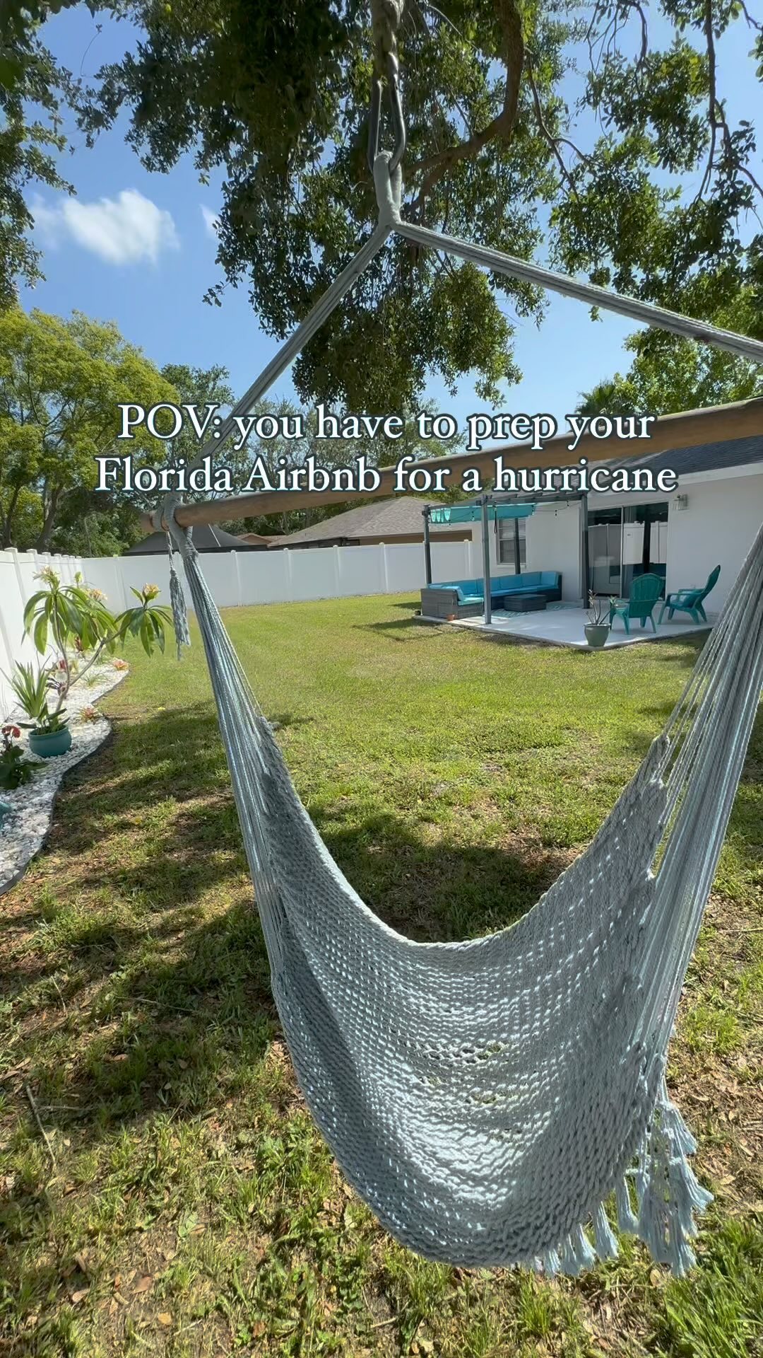 Just another day in paradise 🤪🌴🩵
Stay safe out there! 🫶
•
•
•
•
#florida #hurricane #hurricanehelene #floridaliving #floridalife #tampabay #floridatravel #visitflorida