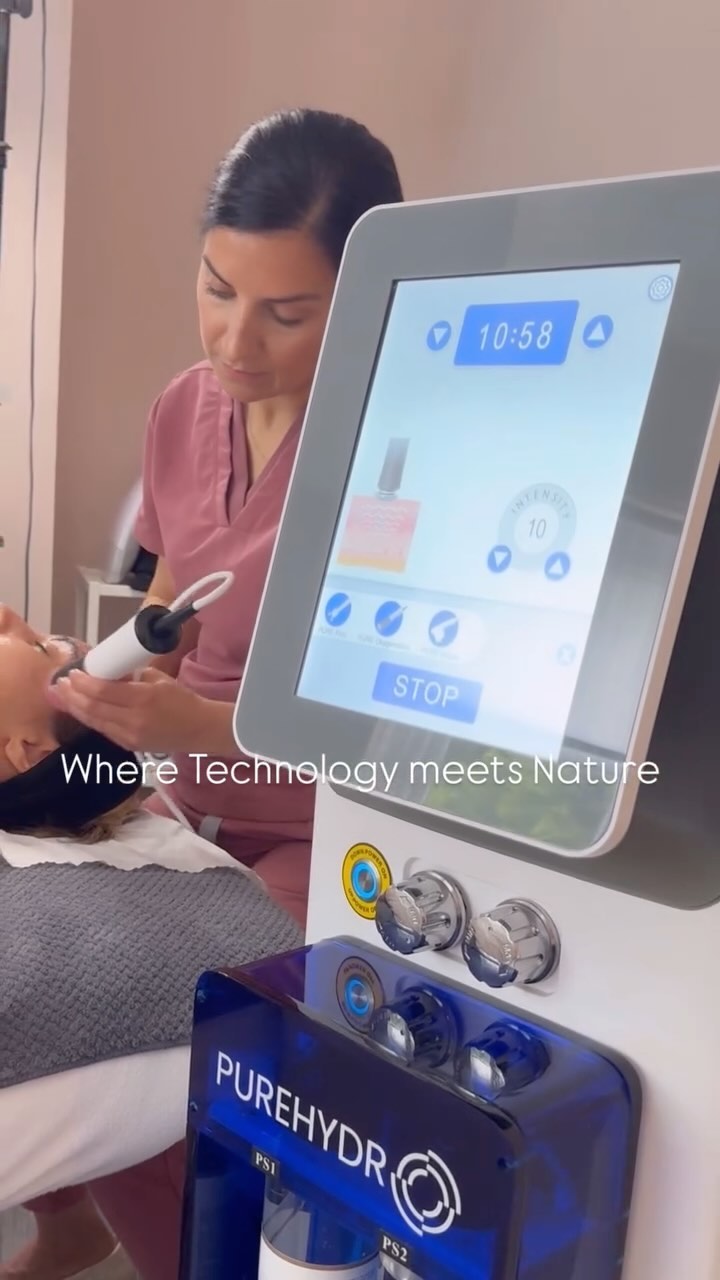 Where technology meets nature…
We pride ourselves in having the latest technology and training, combined with vegan products.
The perfect combination.
Thank you @thewelshexotic for being our beautiful muse.
You can book in via our website or message Amy here direct
@amyadamsfacialist_
📍#pontcanna
#pontcanna #wellnessthatworks #lipblush #veganbeauty #cardiffbeauty #antiaging