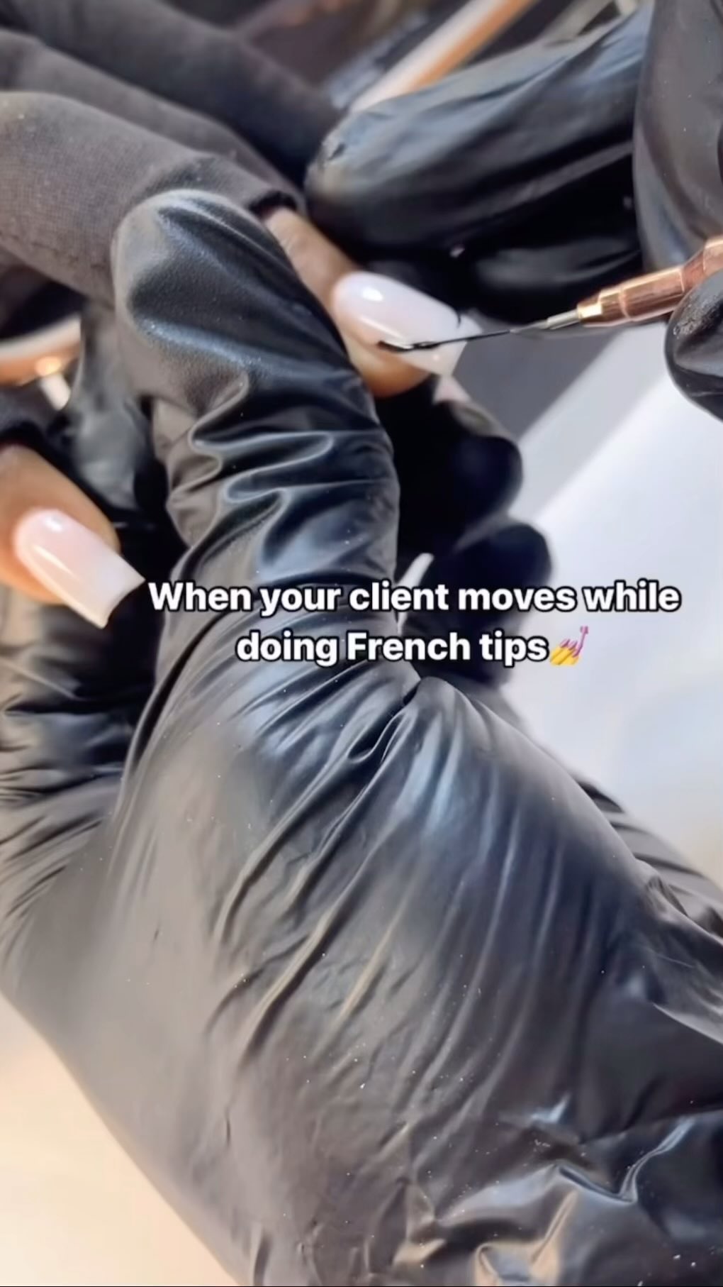 The pain ……😏
#nailtechlife