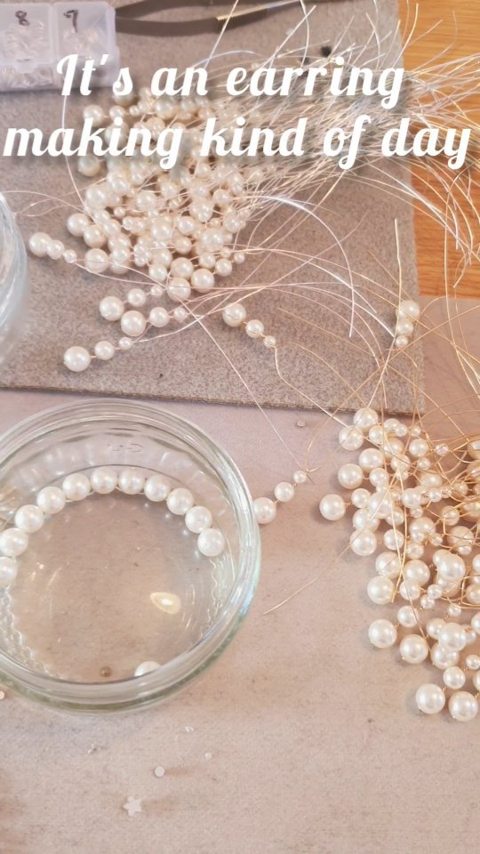 P E A R L S - Pearls and more pearls. Spending the morning stocking up on my bestselling Sirela pearl earrings. Brides and bridesmaids alike love these simple, elegant earrings as they suit a multitude of styles and are the perfect addition as they have a lovely, delicate dangle and I use a luminescent quality Preciosa pearl.
.
.
.
#bridaljewelry #pearlearrings #wedding earrings #bridalearrings #bridalaccessories